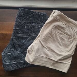 American Eagle Outfitters Black and Cream Patterned Shorts